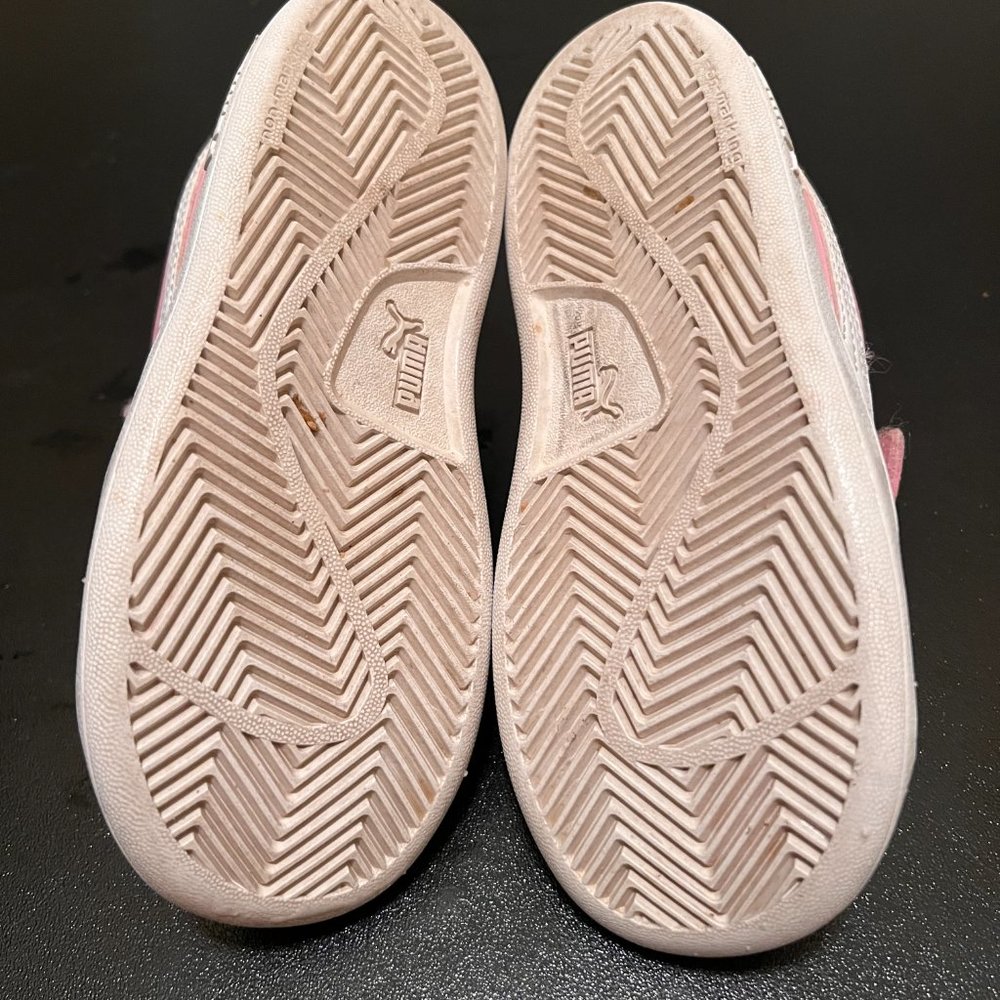 Puma size 10C pink sneakers - Picture 10 of 11